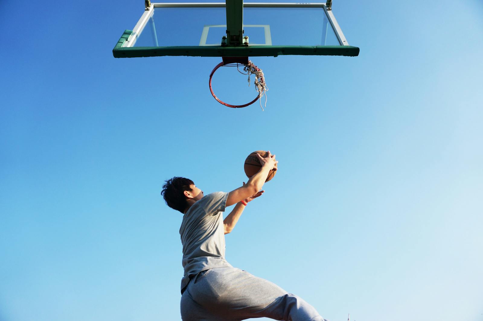 彩票588 — 大乐透赛场扣篮瞬间